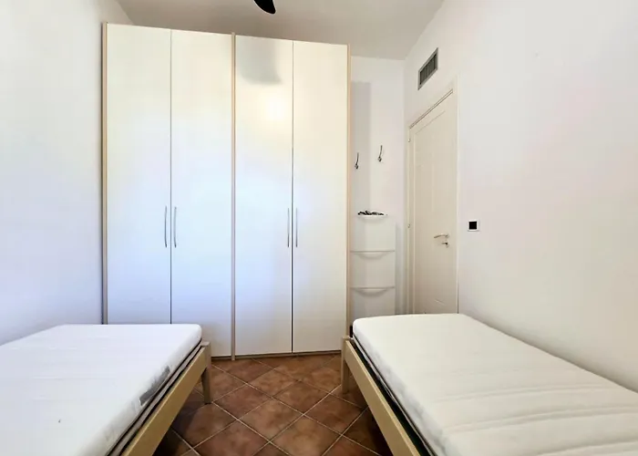 A 100mt Dal Mare Nyaraló